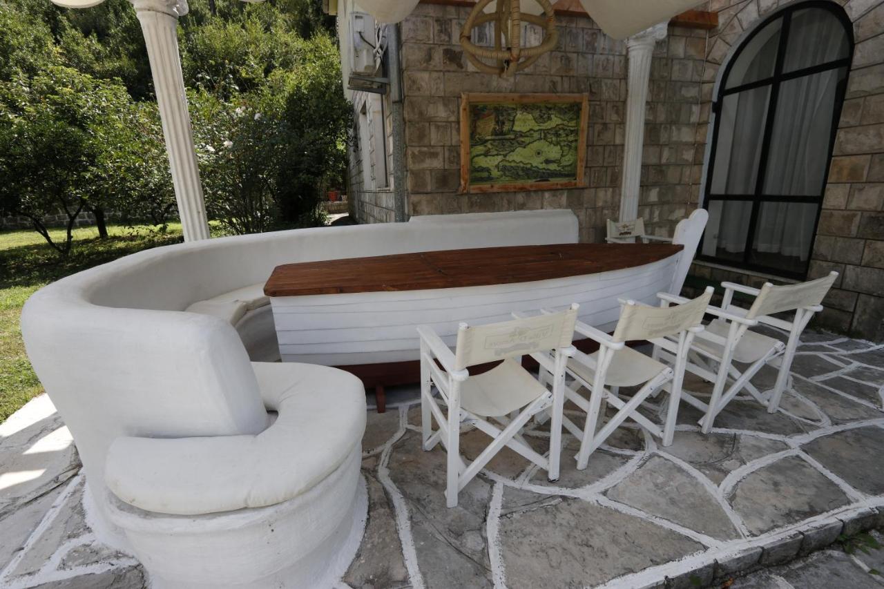 Villa D'Amore Montenegro Donji Morinj Exterior photo
